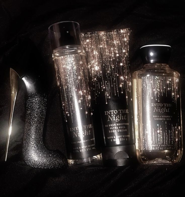 Bath & Body Works Into The Night Fine Fragrance Mist 236ML