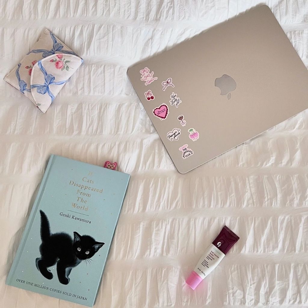 Noted Girl Essentials Set – Greeting Card, Sticker Sheet, Memo Pad & Notebook