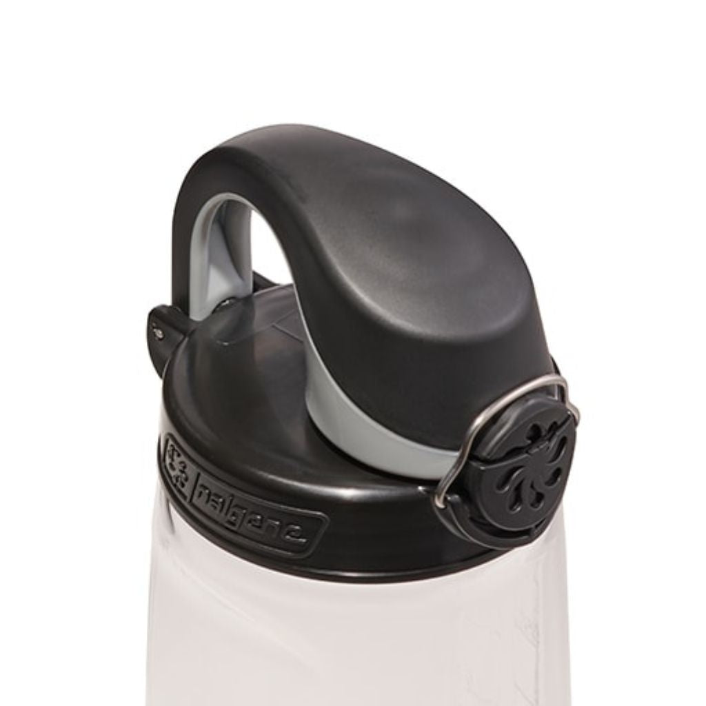 Nalgene Sustain 24oz On-The-Fly Tritan Bottle – Clear with Black Cap
