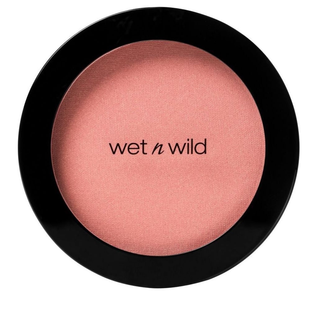 Wet n Wild blush compact on a white background