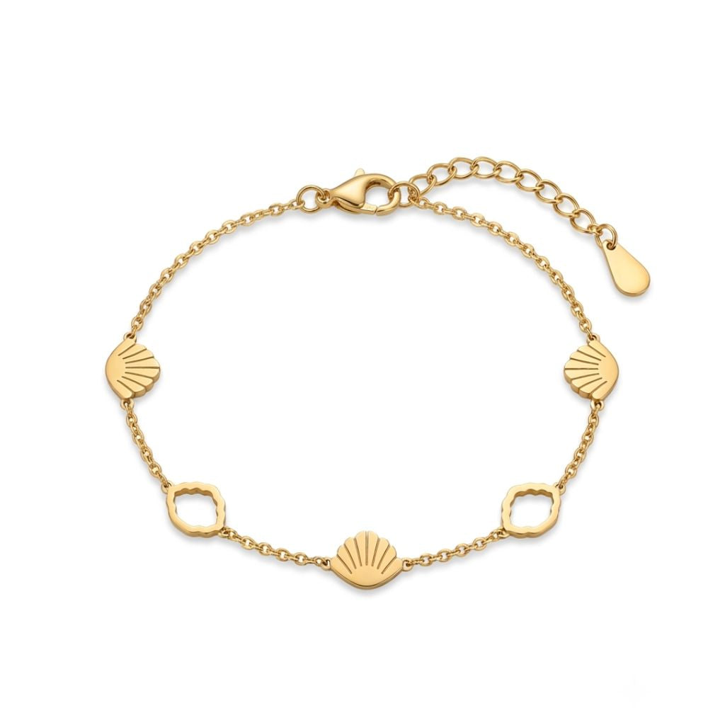 Coastal Gold Seashell Bracelet