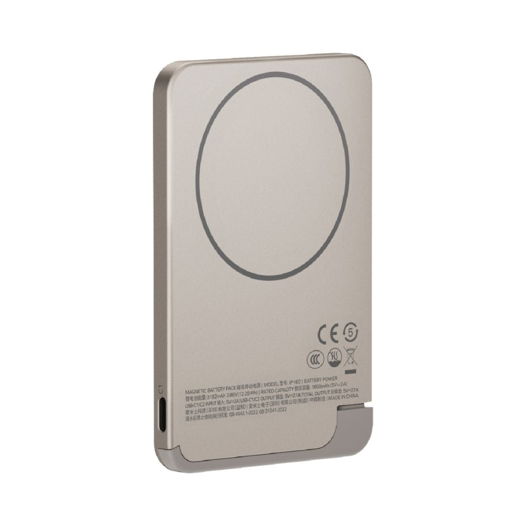 Momax 1-Power F.Pass+ 3000 mAh Power Bank With Built-In Cable & Magnetic Attachment