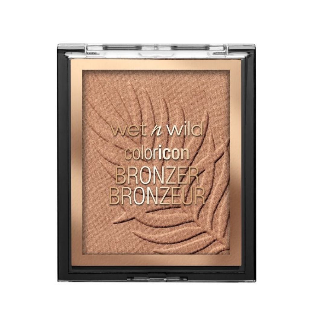 Wet n Wild bronzer with brand name on a white background