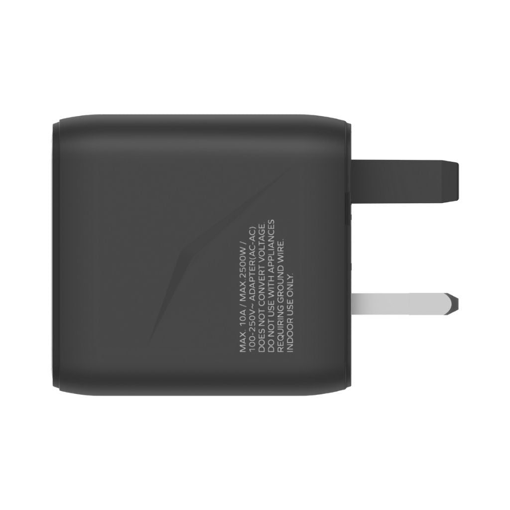 Momax 1-World 20W Universal 2-Port Travel Adapter