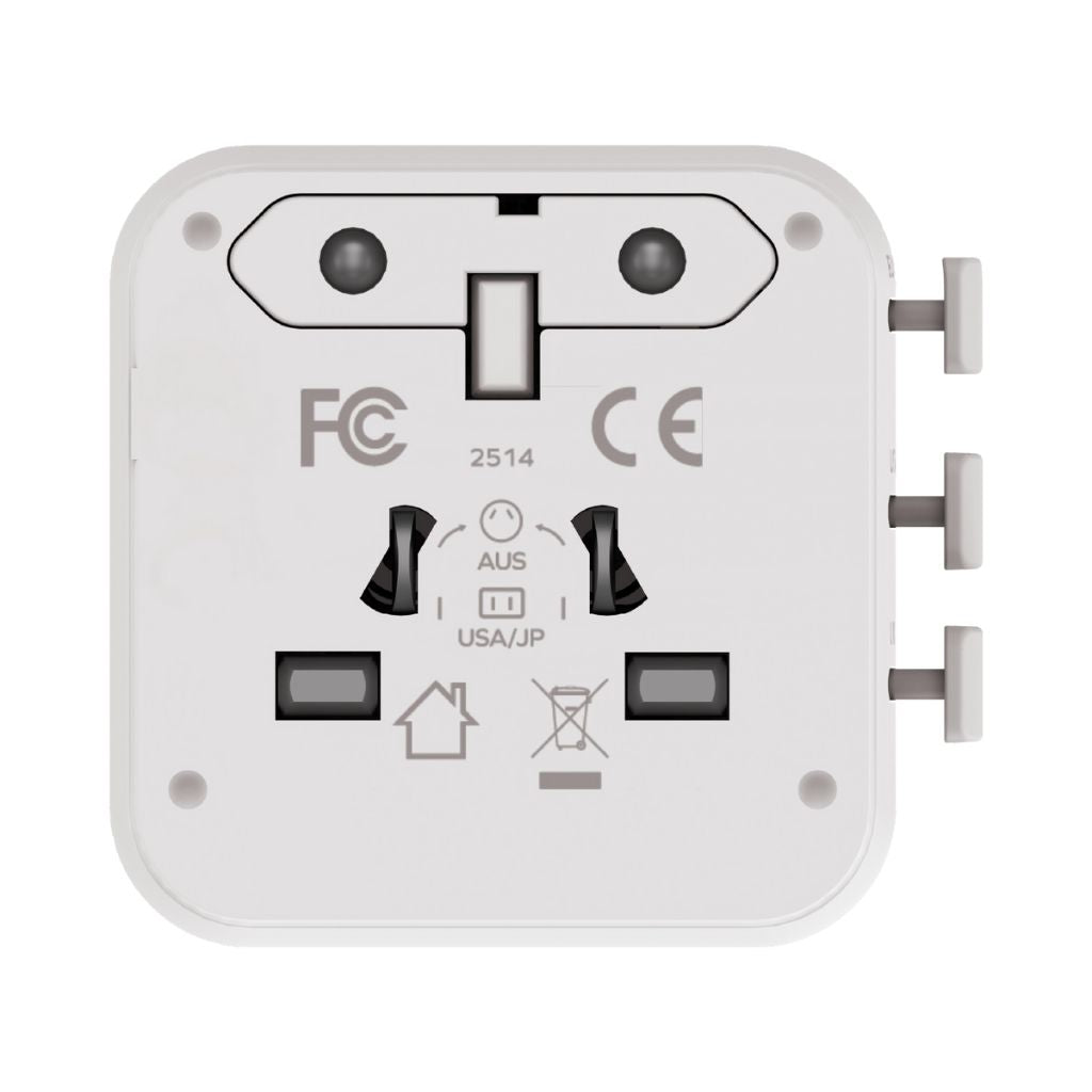 Momax 1-World 20W Universal 2-Port Travel Adapter
