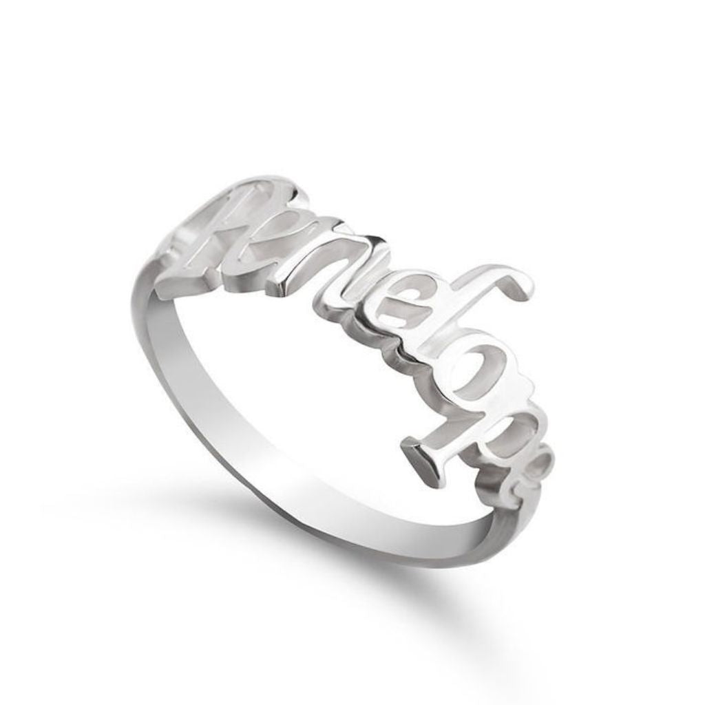 Silver ring with 'Amelie' engraved on a white background