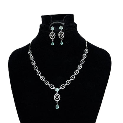 Evergreen Elegance Necklace And Earrings Set