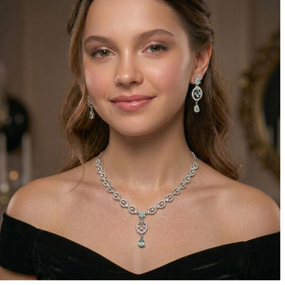 Evergreen Elegance Necklace And Earrings Set