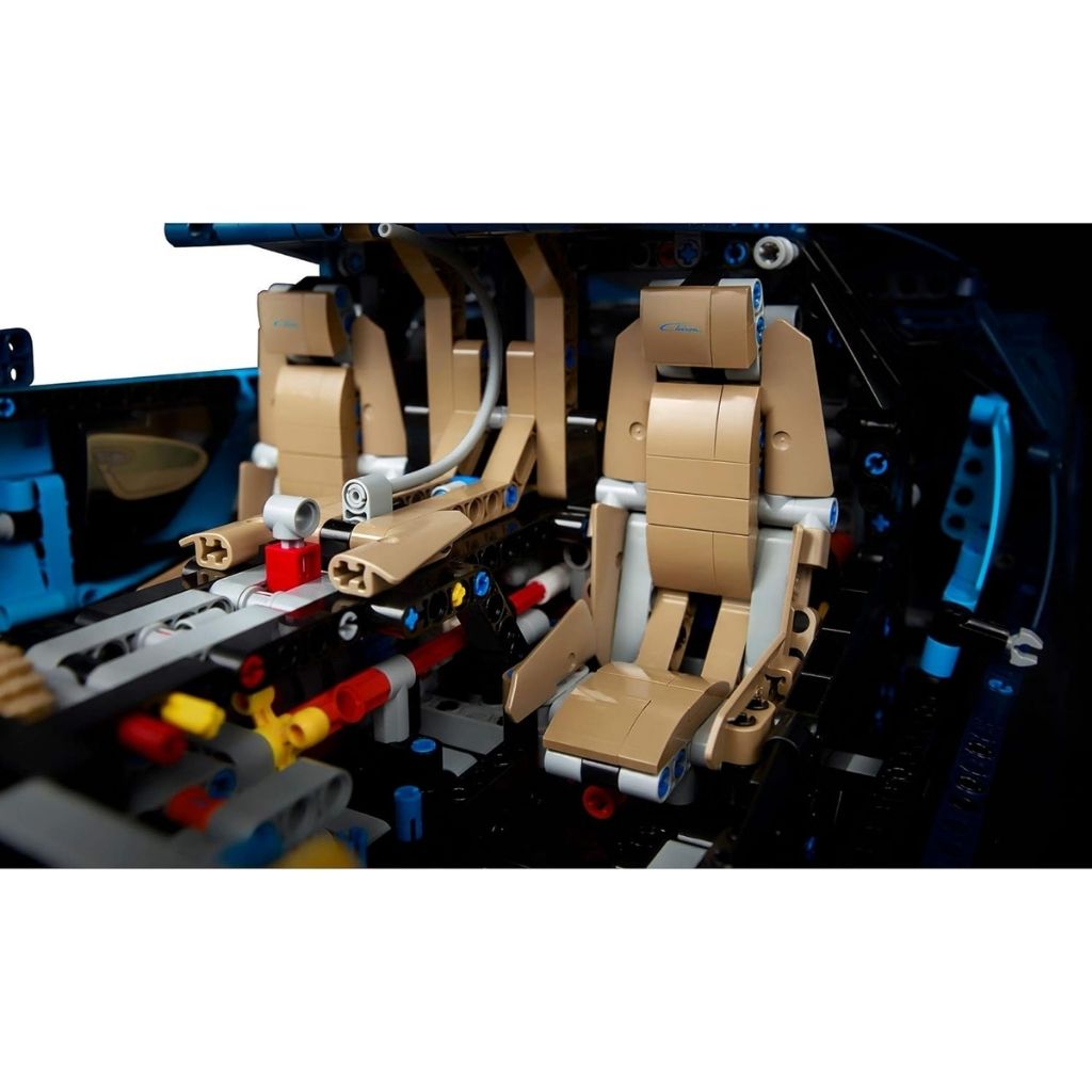 LEGO Technic Bugatti Chiron 42083