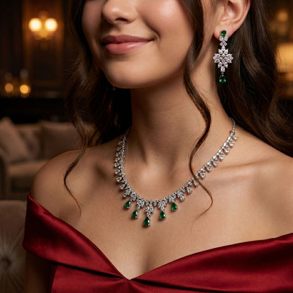 Enchanted Ivy Necklace And Earrings Set