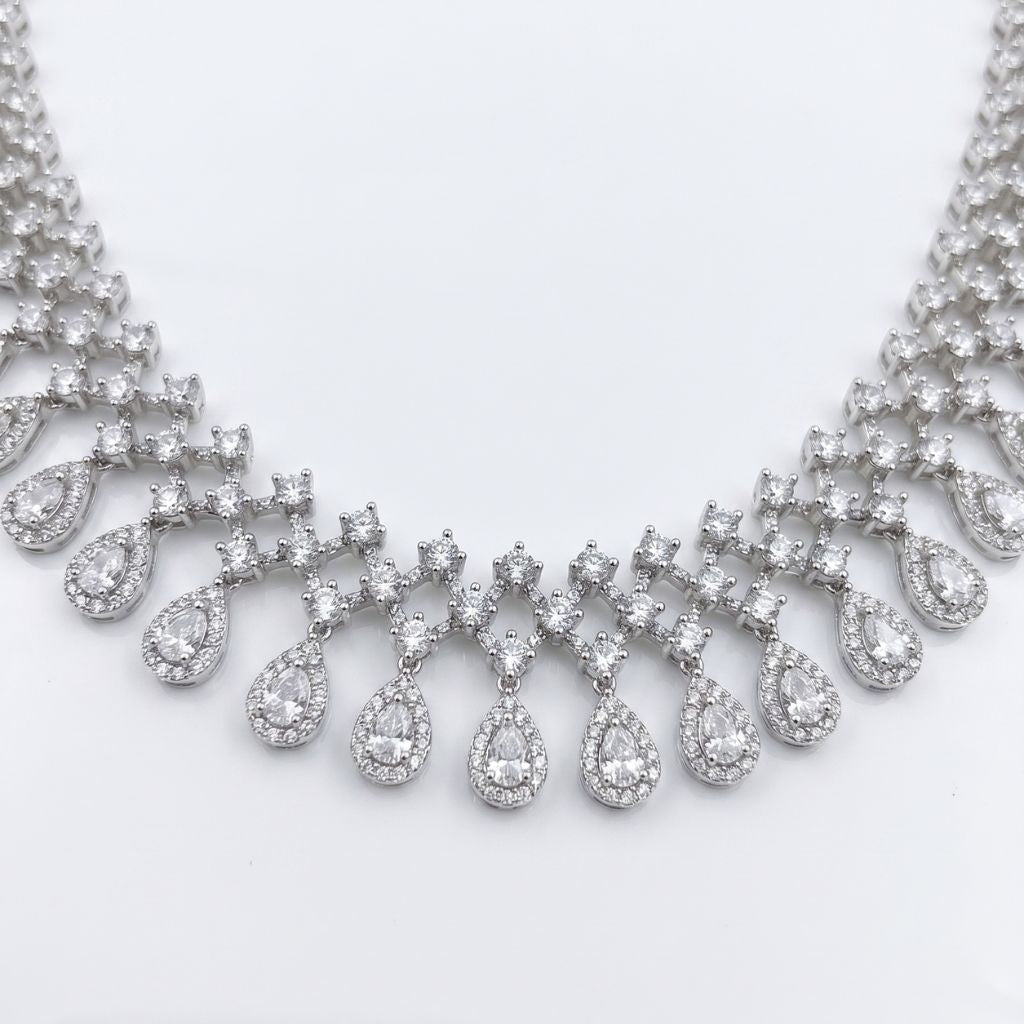 The Lumina Drop Necklace And Earrings Set
