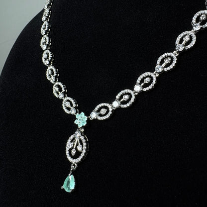 Evergreen Elegance Necklace And Earrings Set