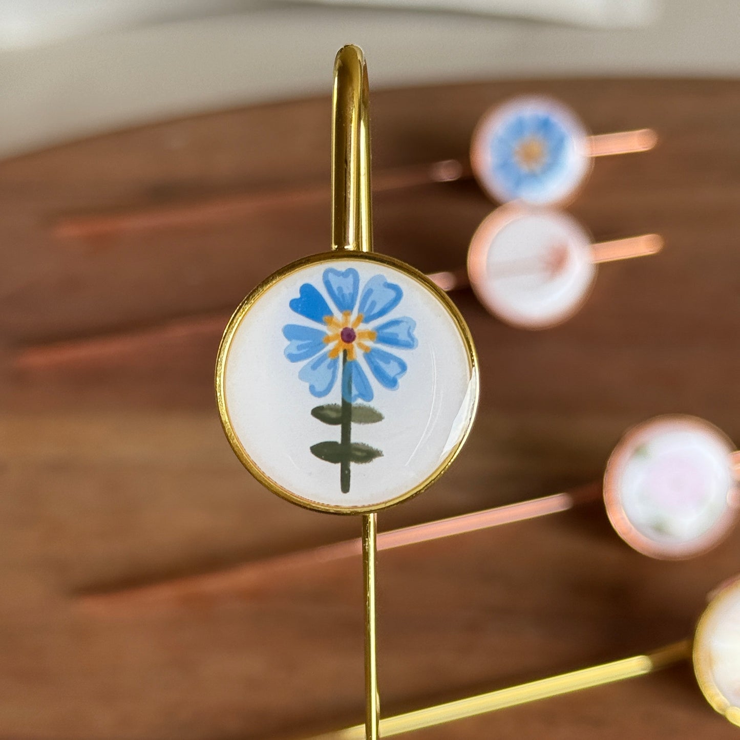 Cultural Metalic Bookmark Blue Flower with Stem