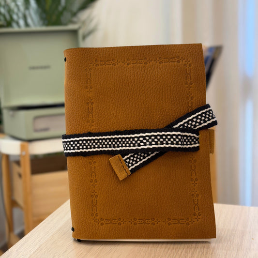 Leather with Sadu Journal Brown Flower